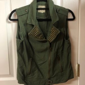 Army green vest